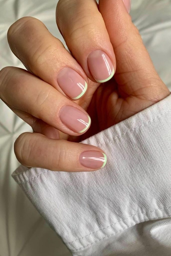 micro french manicure