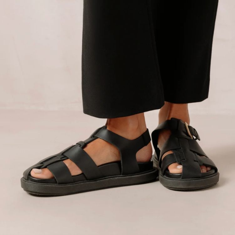 trendy sandals